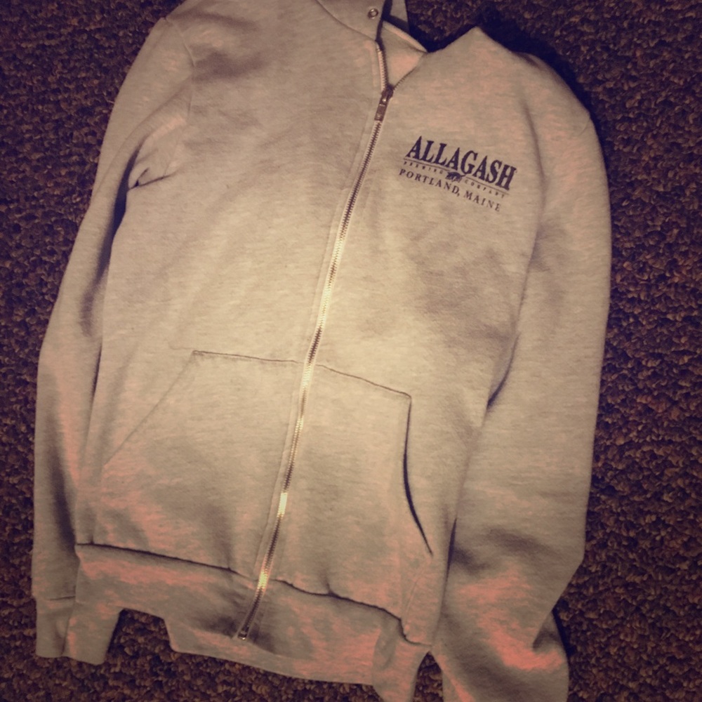 Small womens brewery sweatshirt